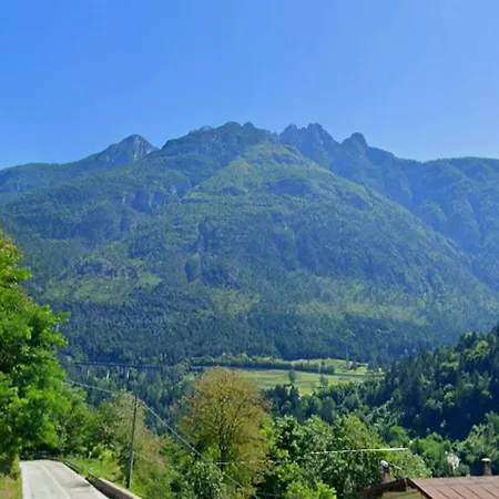Breakfast In Front Of Dolomiti Perarolo di Cadore